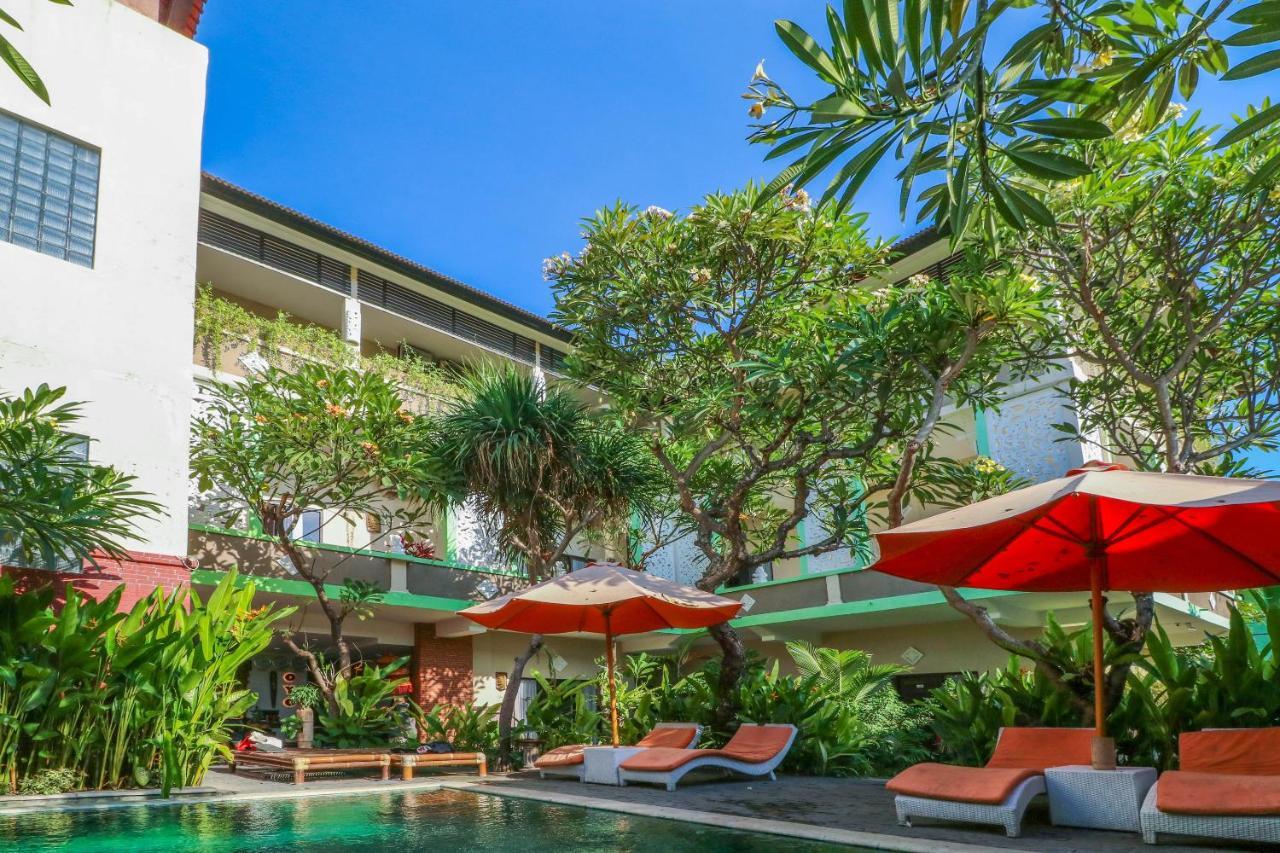 Capital O 1666 Grand Pudjawan Hotel Near Kuta Beach Ngoại thất bức ảnh