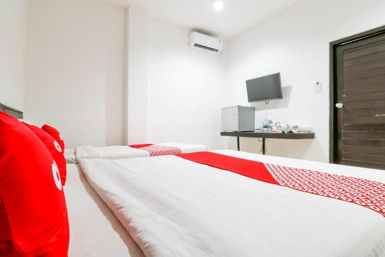 Capital O 1666 Grand Pudjawan Hotel Near Kuta Beach Ngoại thất bức ảnh