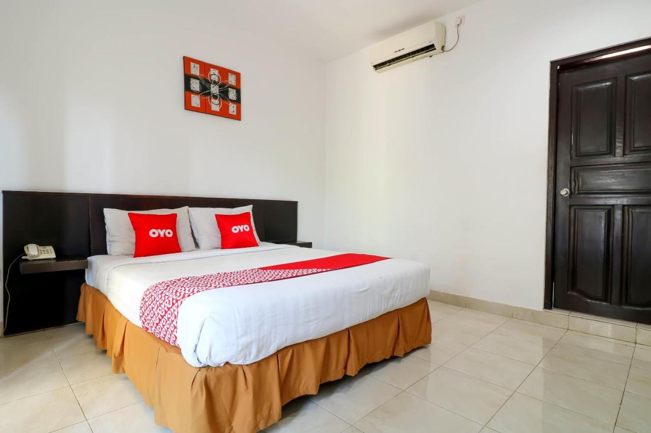 Capital O 1666 Grand Pudjawan Hotel Near Kuta Beach Ngoại thất bức ảnh