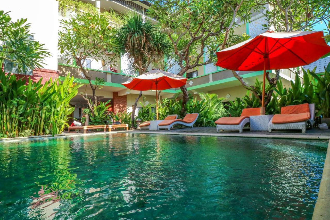 Capital O 1666 Grand Pudjawan Hotel Near Kuta Beach Ngoại thất bức ảnh
